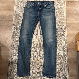 listing-status-banner